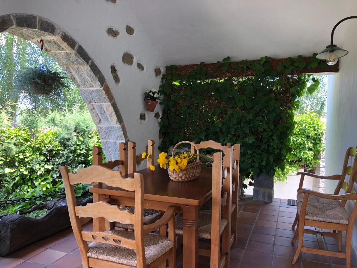 Villa Aurelia - Casa De Campo Con Jardin Y Piscina Entre Madrid Y Segovia Ortigosa del Monte Eksteriør bilde