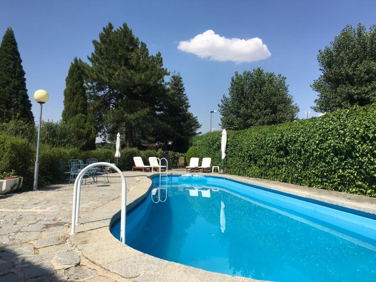 Villa Aurelia - Casa De Campo Con Jardin Y Piscina Entre Madrid Y Segovia Ortigosa del Monte Eksteriør bilde